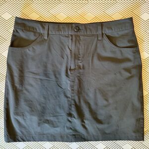 Eddie Bauer Adventurer 2.0 Skirt Skort Women's Hiking Camping Pockets‎ Size 10